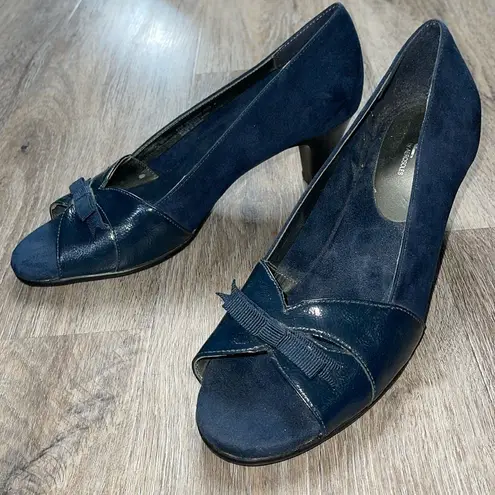 Aerosoles A2 by Crosswind Blue Faux Suede Heels Size 9.5