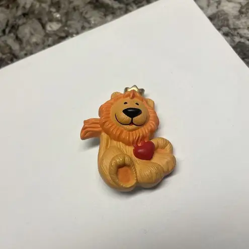 Hallmark Cards Collectible Lion Brooch Pin