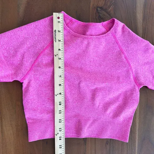 Halara  Pink Seamless Flow Raglan Short Crop Shirt Size Small