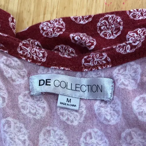 DE Collection Blouse Deep Burgundy with White Boho Print Design 3/4 Sleeve V-Neck •Size Medium