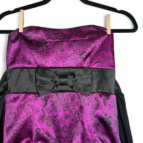 Ruby Rox strapless gothic purple and black ruffle dress with a tie back size M