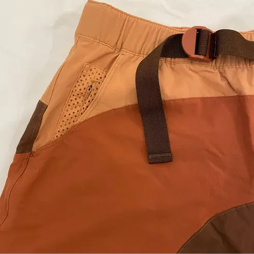 Outdoor Voices  RecTrek Colorblock 3" Shorts in Zion Colorway size Medium