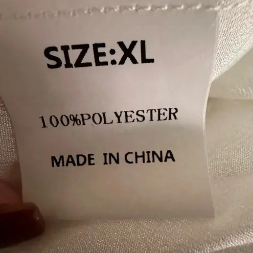 Women's White Cut out Lace Bubble Sleeve Lace Back Maxi Dress NWOT Size XL