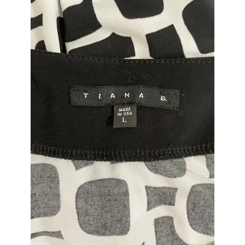 Tiana B Blk & What Geometric Shift Dress Women’s L