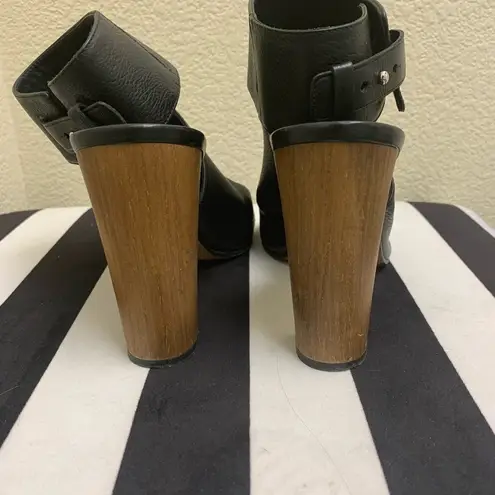 Vince  Addie wood block black leather ankle wrapped heeled bootie sandals. 10