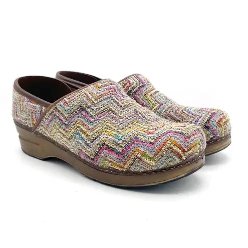 Sanita Professional Valborg Closed Back Clog Purple Rainbow Textile Knit Size 38 Tan