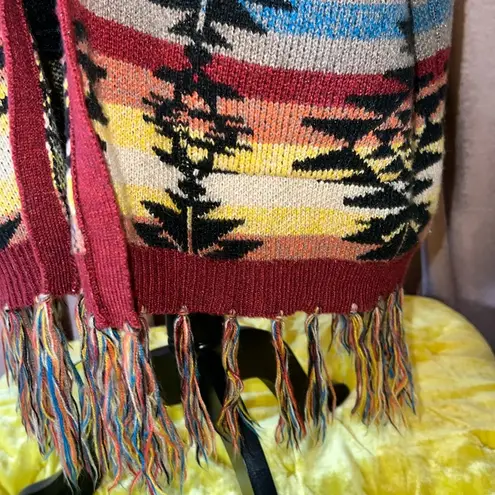 American Eagle  Size XS Hooded Navajo Sweater Poncho