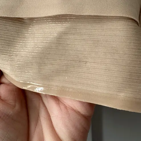 NWT Ambrielle XL Warm Beige Back Magic High