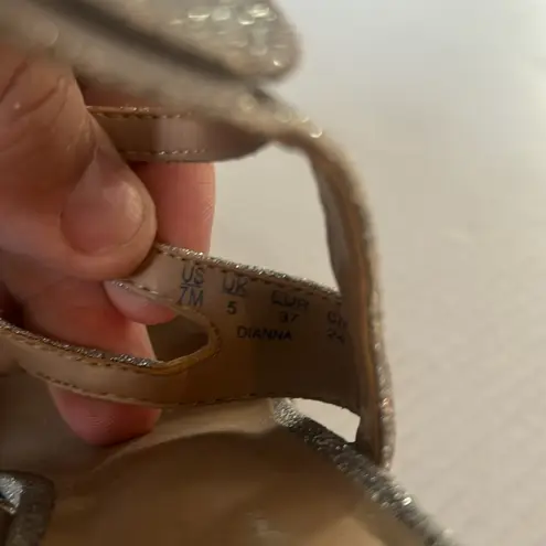 Naturalizer Silver Glitter Sparkle Dianna Heeled Sandal, size 7 @