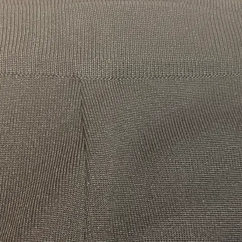 Misook Black Slim Pull-On Pencil Skirt