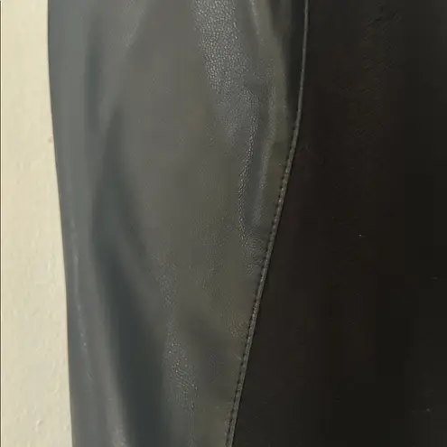CAbi . Black Stretch Leggings with Faux Leather Panels Sz S