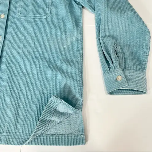 L.L.Bean  Light Blue Wide Wale Corduroy Button Shirt‎ MEDIUM