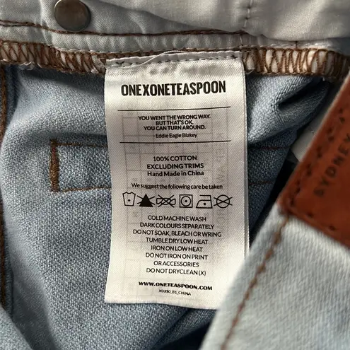 One Teaspoon  Awesome‎ Baggie Jeans Blue Light Wash Highly Destroyed Distressed