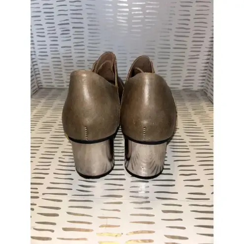 All Black Shoes Women's 8.5 EU 39 Beige‎ Leather Slip On Silver Metallic Heel Brown