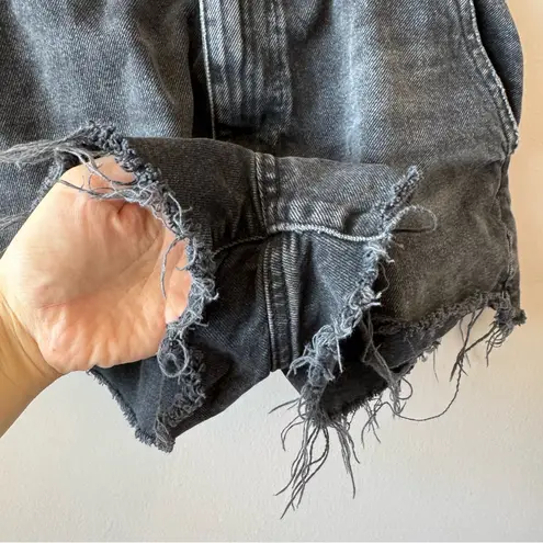 ZARA  Women’s High Rise Gray Black Denim Paper Bag Distressed Jean Shorts Size‎ 6