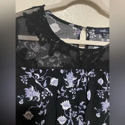 ✨ Angels Black Floral Lace Blouse | Sheer Short Sleeve Top | Romantic | Size L Size L