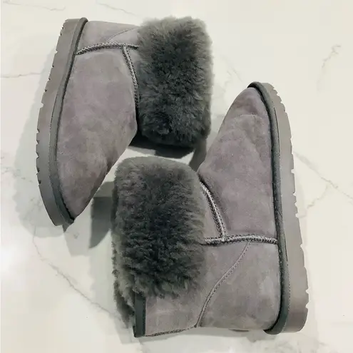 WARM COMFY SHEEPSKIN BOOTIES ⛄️❄️ Gray Size 9