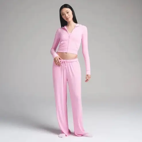 SKIMS  Soft lounge zip up hoodie  Color bubble gum thumbnail 2