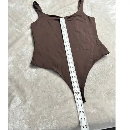 Babaton Aritzia Tank Bodysuit Women's Large Brown Ruched Contour Sweetheart