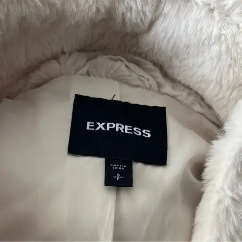 EXPRESS  Teddy Jacket Luxurious Faux Fur - Image 3