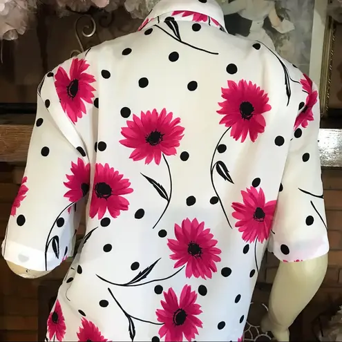 Tan Jay VINTAGE 1990'S PINK, BLACK & WHITE FLORAL PRINT BUTTON DOWN (8)