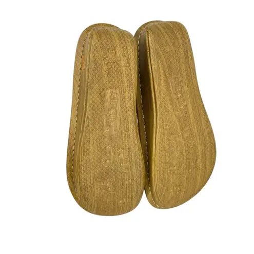 Alegria Kendra Gold Leather Luminescent Accent Sandals Size 38 8