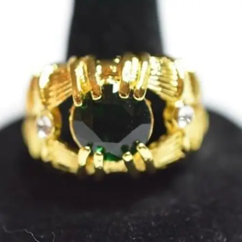 Source Unknown 750 Stamp Plated Emerald Green Center Crystal Side Rhinestones  Size 13.5 Ring