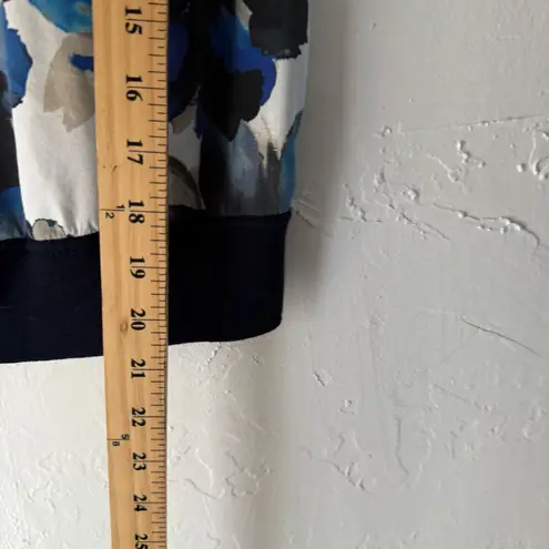 St. John Size Small Floral Viscose Wool Silk Cashmere Floral Sleeveless Sweater