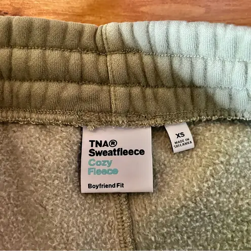 Aritzia TNA Cozy Fleece Boyfriend Sweatshorts New XS Sage Green