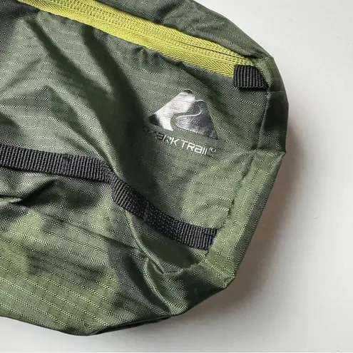 Ozark Trail Outdoors Durable Lightweight Green Waist Pack New With Tag