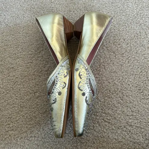 N.Y.L.A. Gold Leather/Beaded Pointed Toe Shoes sz 7