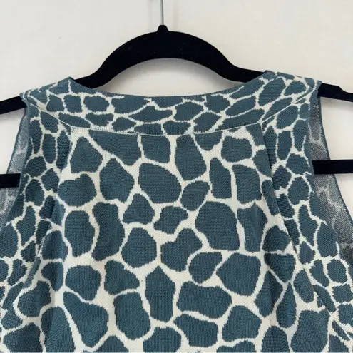Ann Taylor  Giraffe Print Viscose Shell Size XS thumbnail 6