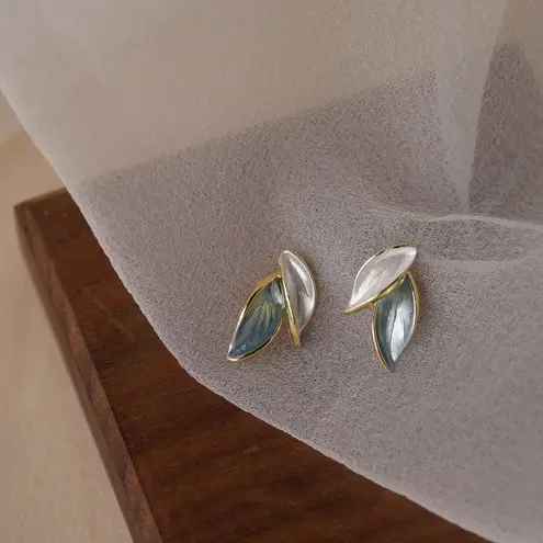 Exquisite Leaf Stud Earrings for Women,Leaves Earrings Gold