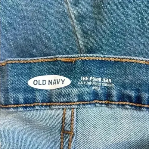 Old Navy  blue the power jean aka the perfect straight ankle jeans in size 2