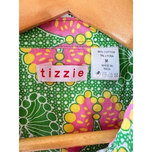 Tizzie Classic Collard Button Down Shirt Size Medium Pink