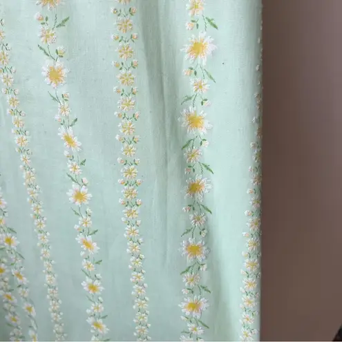 Handmade Edwardian Victorian floral Daisy Embroidery Puff Sleev Babydoll costume coquette