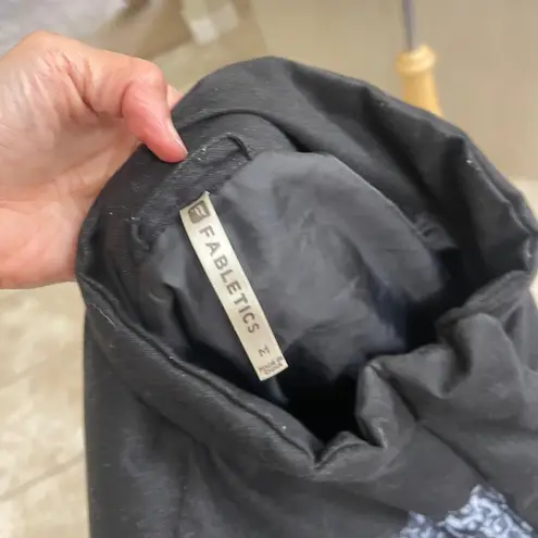 Fabletics  Waco Womens Black Gray Print Puffer Coat Longline Quilted Jacket Sz M