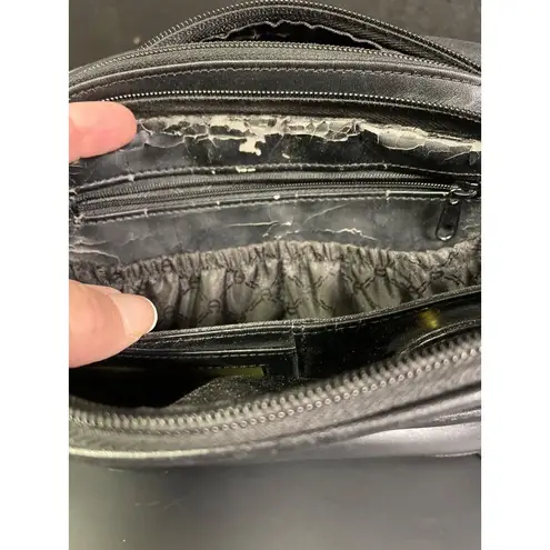 Etienne Aigner  Women's Black Crossbody Shoulder Bag Purse SKU 2058