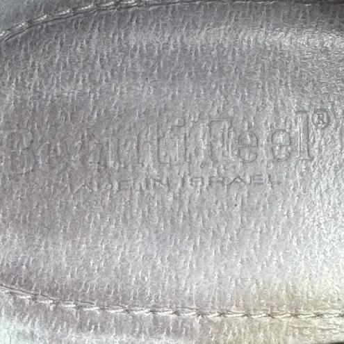 Beautiful Women's Tara Mary Jane Pump Size 40/9.5 Black Leather Low Heel Shoe