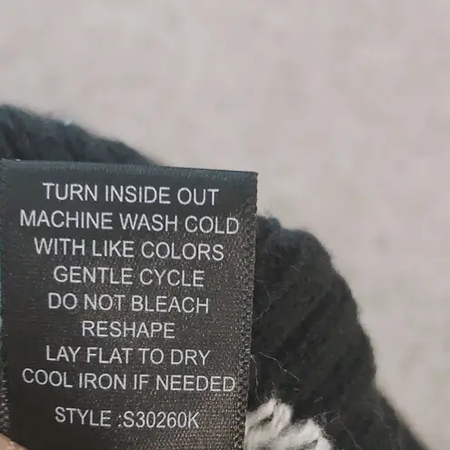 United States Sweaters Crewneck Holiday Sweater in Black/Red, Size L EXCELLENT