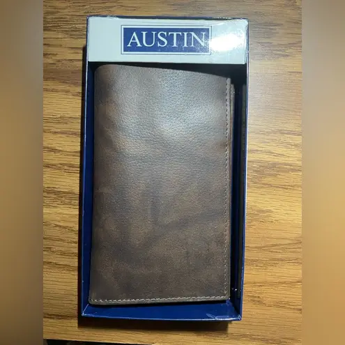 Unisex Austin Brown Wallet with 3 sleeve pockets, ID card, 6 photo & 7 card slot
