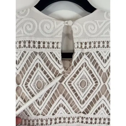 Hunter Bell Womens Top White Crochet Lace Overlay 3/4 Sleeve Blouse Size 4