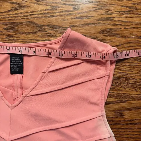 Doncaster Peach Sleeveless Top V neck no size on tag see measurements