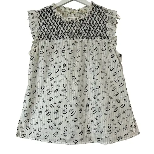 Skies Are Blue Women’s Flutter Sleeve Smocked Blouse White Navy Size Medium EUC