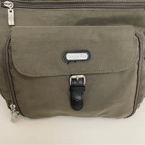 Baggallini Baggalini Tote Bag Purse Personal Item Carry On Travel Pockets Olive Green
