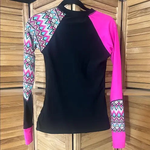 Women's Black and Pink Geometric Long Sleeve Rash Guard
