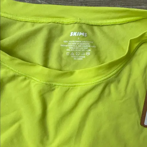 SKIMS NEW Fits Everybody T Shirt In Daffodil Large