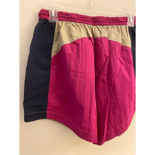 Lululemon  Athletica 6 Evergreen Short Ripened Raspberry Cafe At Lait True Navy - Image 9