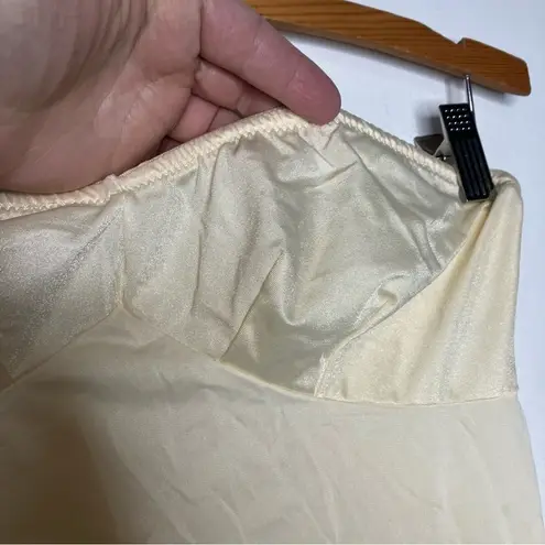 Vintage wonder maid strapless slip gown no cling USA union made size 36 White