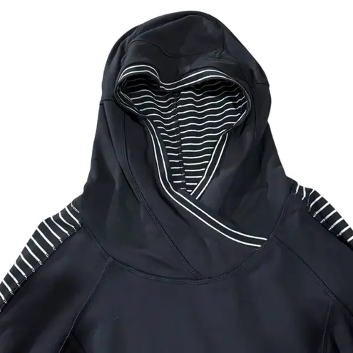 Lululemon Think Fast Hoodie Jacket Women's Size 8 Black Stripe Sporty Athleisure